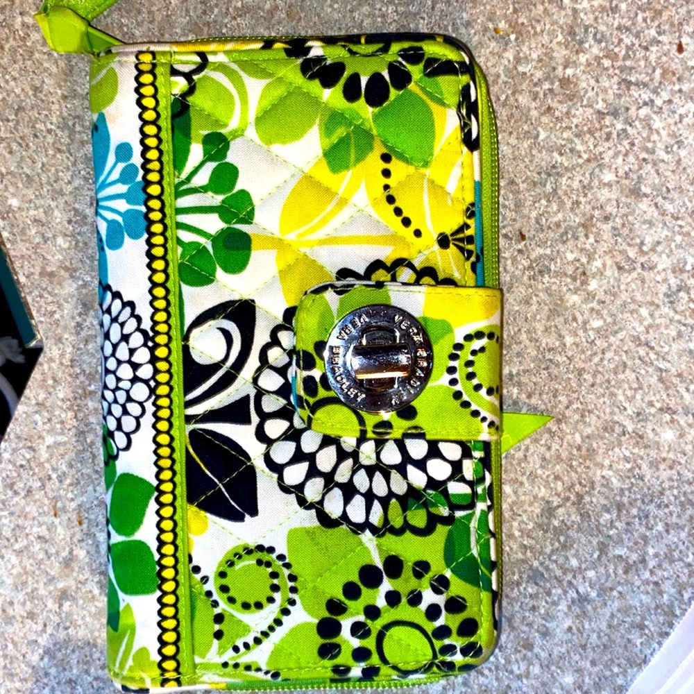 LOW START Vera Bradley double sided wallet